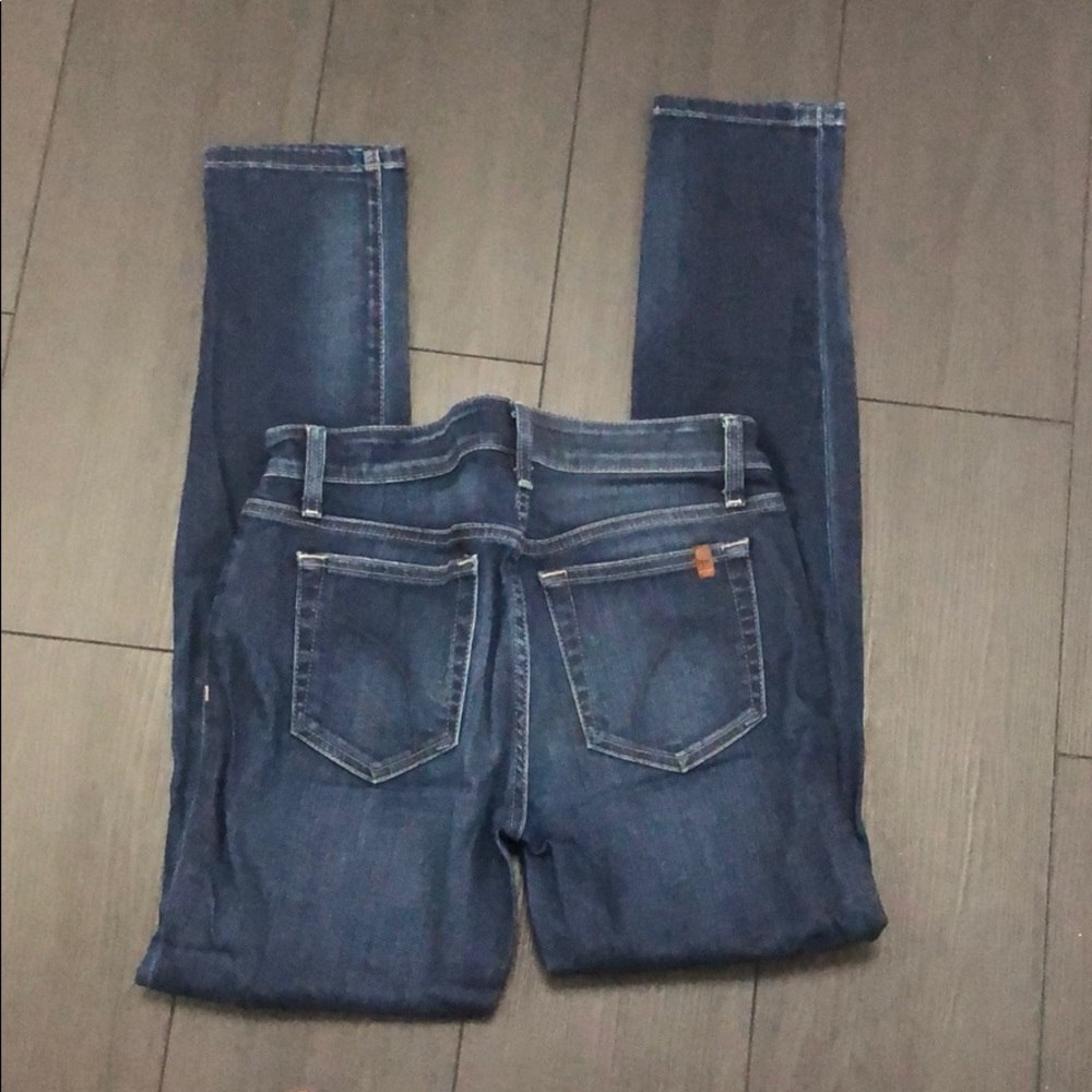 4 for 100‼️ Joe’s Jeans with small rips